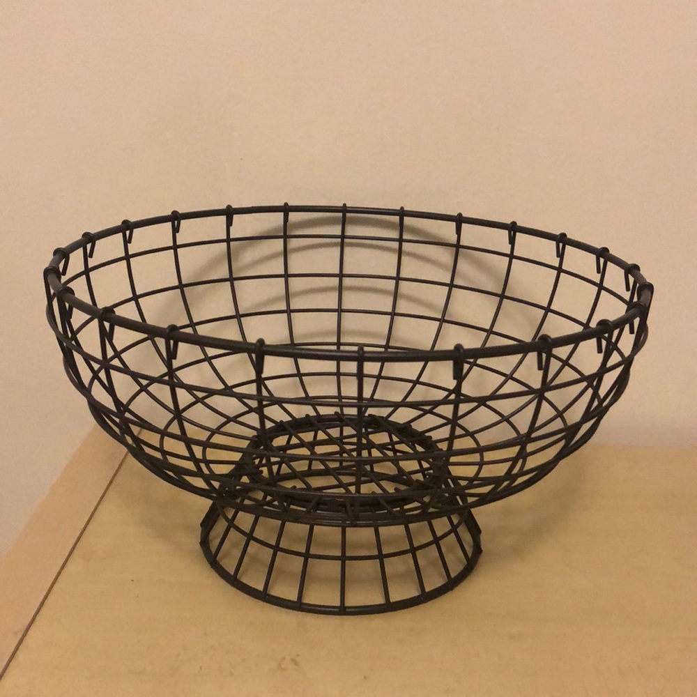 Hearth & Hand Magnolia Farms Wire Fruit Basket